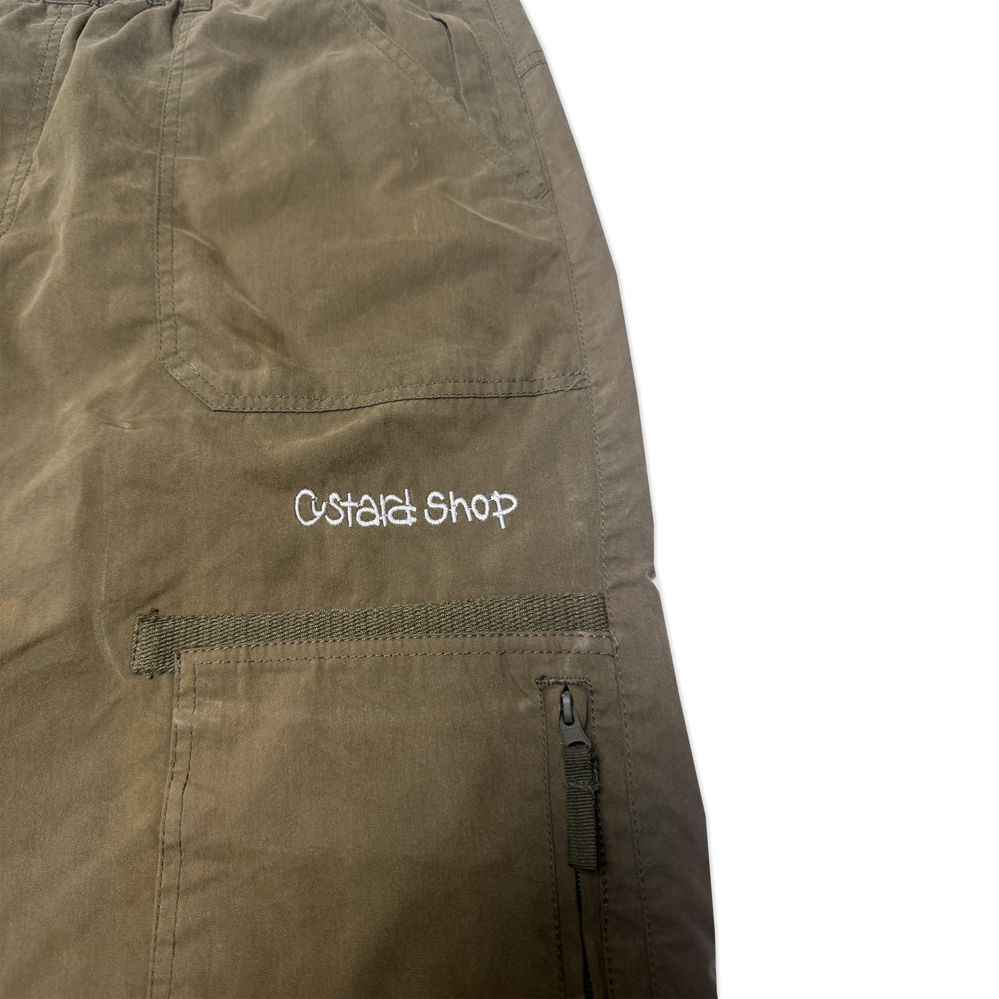 Custard Reclaimed Knee Length Shorts | Size Large