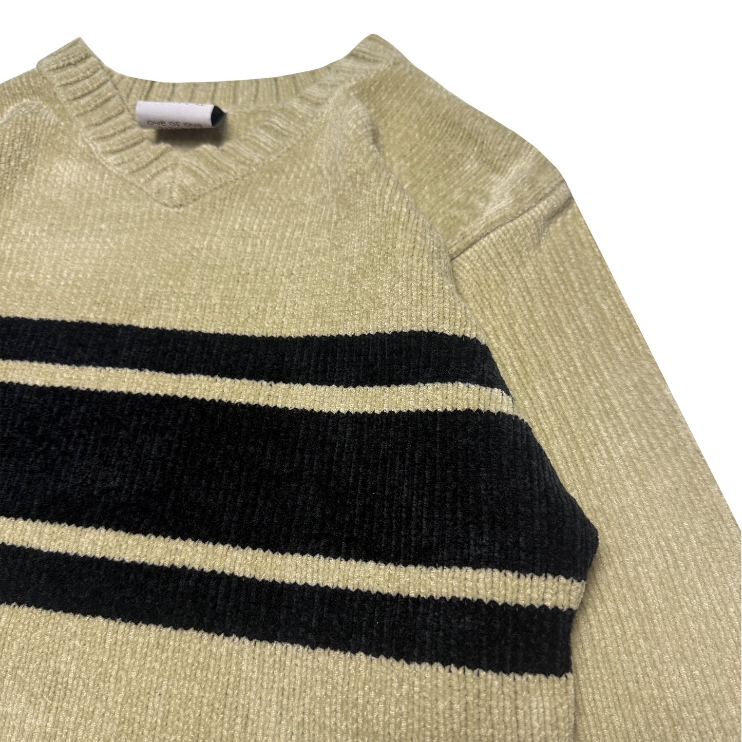 Custard Reclaimed Beige/Navy Chenille V-Neck Jumper | Size XS